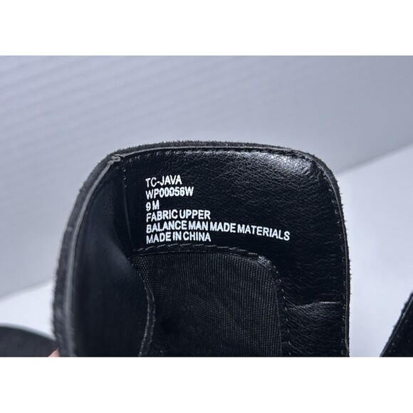 True Craft Women’s Java Booties Vintage Black Suede Size 9M - Picture 6 of 6